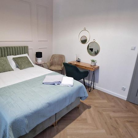 Brama Lwowska Apartamenty - Wiecej Na Www,Bramalwowska,Pl Zamość Eksteriør bilde